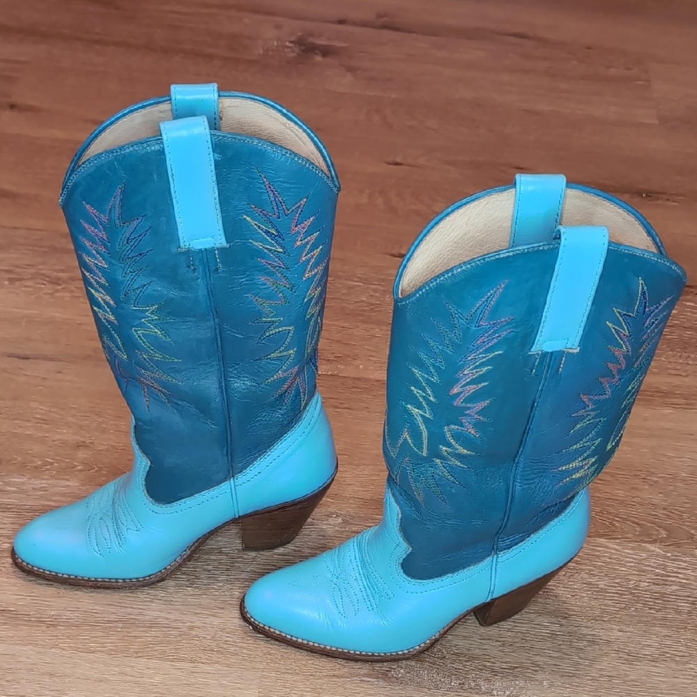 Blue Heeled Boots with Decorative Stitching